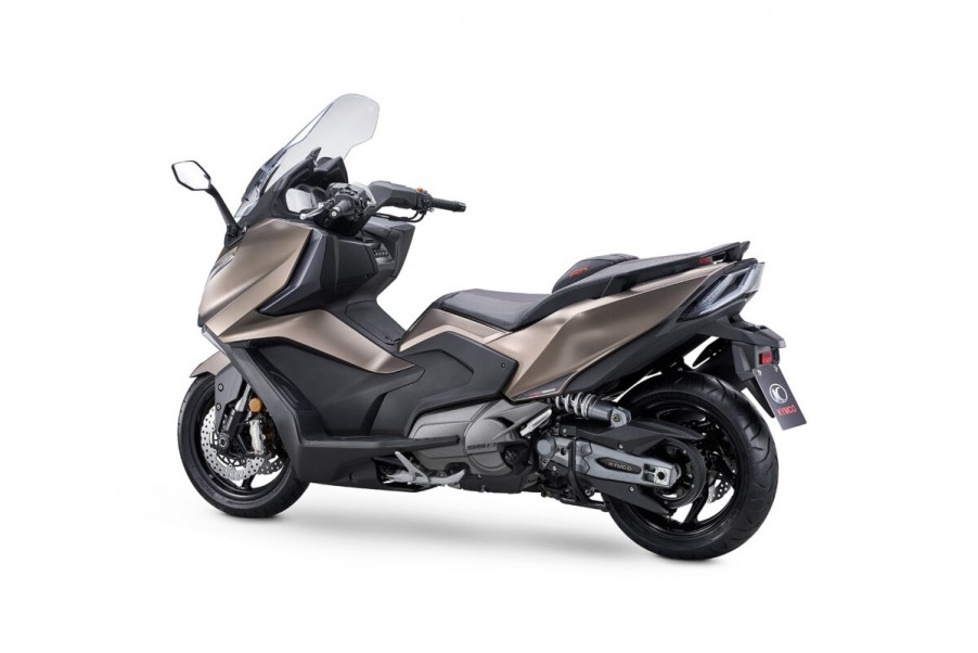KYMCO-AK-550-ST-2022-9-1200x801.jpg